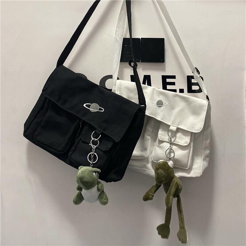 新品 刺繍ショルダーバッグ大人女子☆ メッセンジャーバッグ ⦿韓国 韓