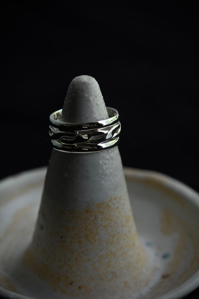 Utah／”XOLO JEWELRY” 925 silver scroll ring