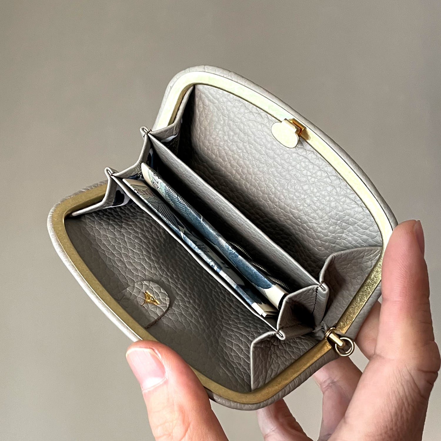 天溝コンパクトウォレット GRAY（野生鹿革/ Organic Deer ） | GNUOYP