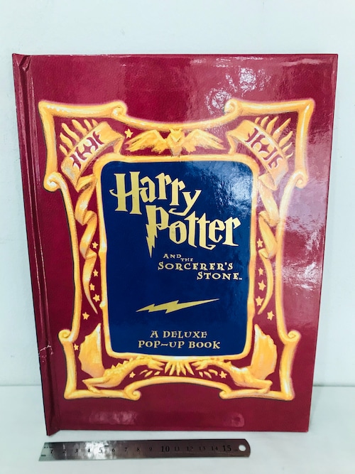 Harry Potter  a pop up book 2001年