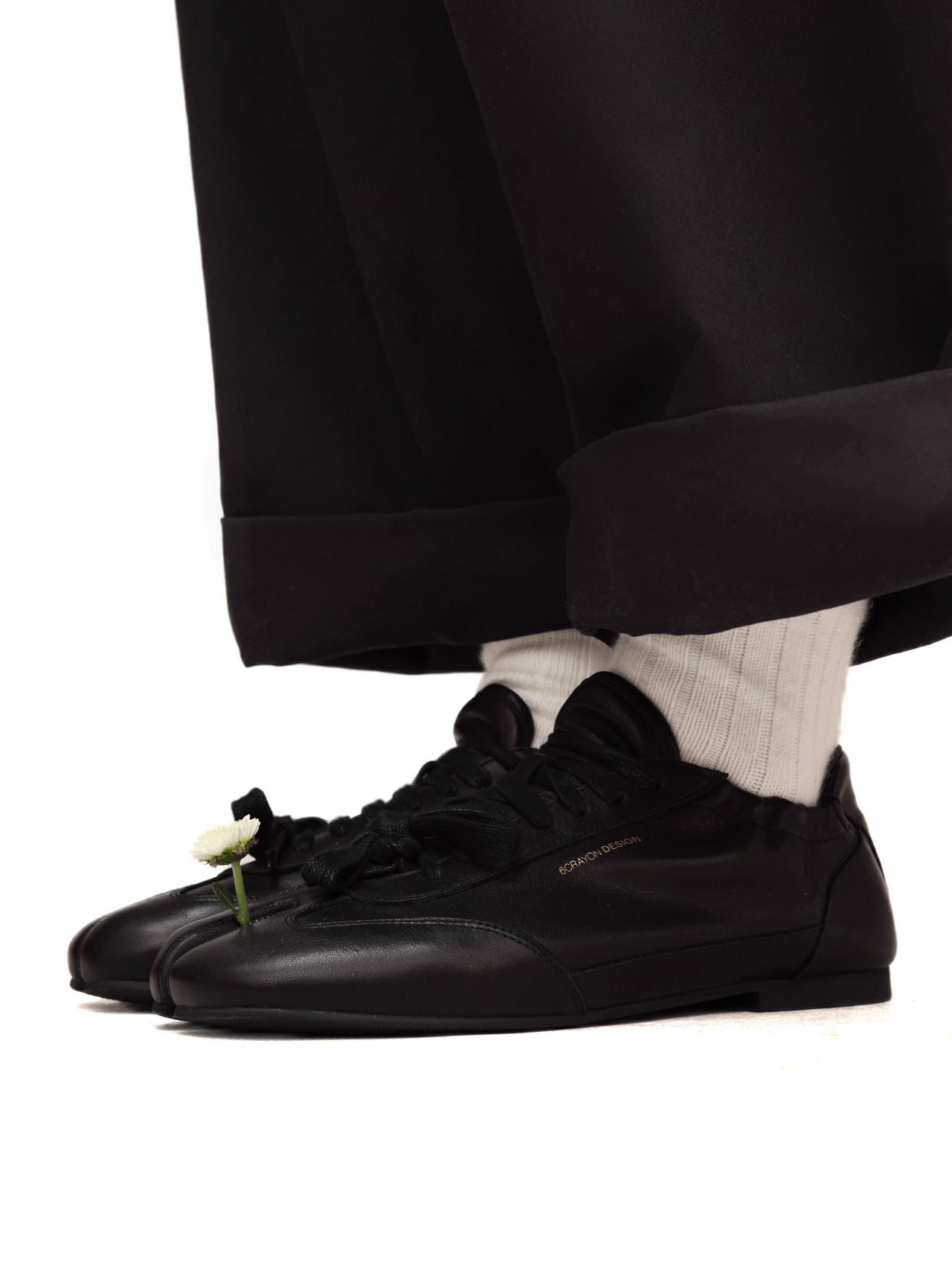 6CRAYON Waxed Leather Training Shoes