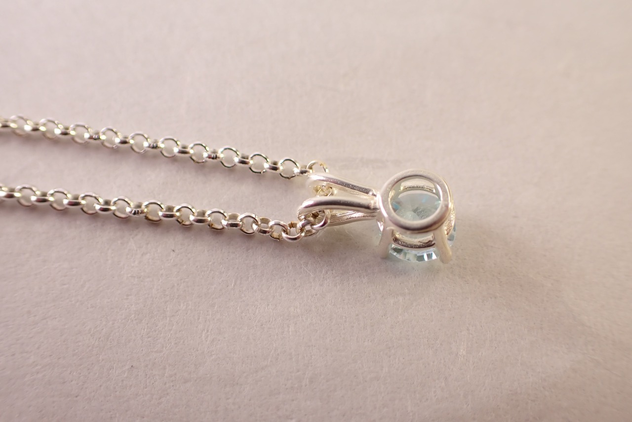 ブルートパーズネックレス　0.91ct [D12‐111]