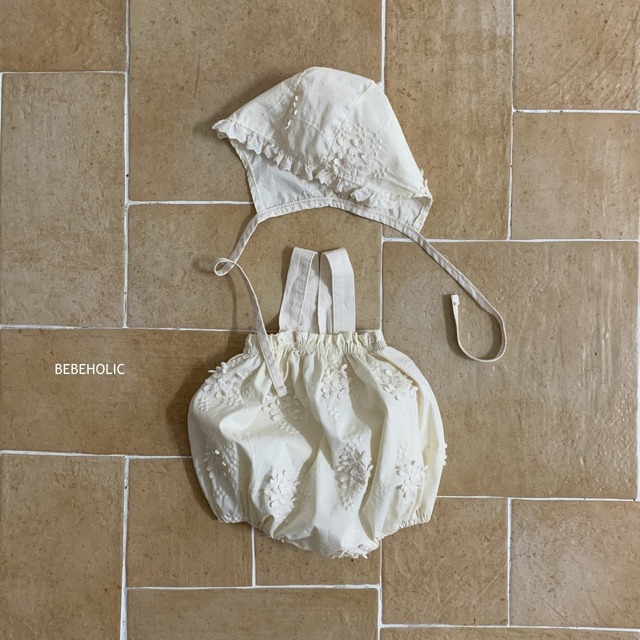 《即納》《BEBE HOLIC》cherry blossom suit