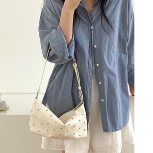 studded shoulder bag　J00477