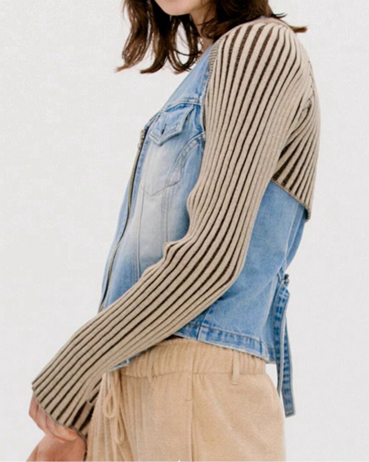 ストライプハーフ丈カーディガン　A0522 - 17