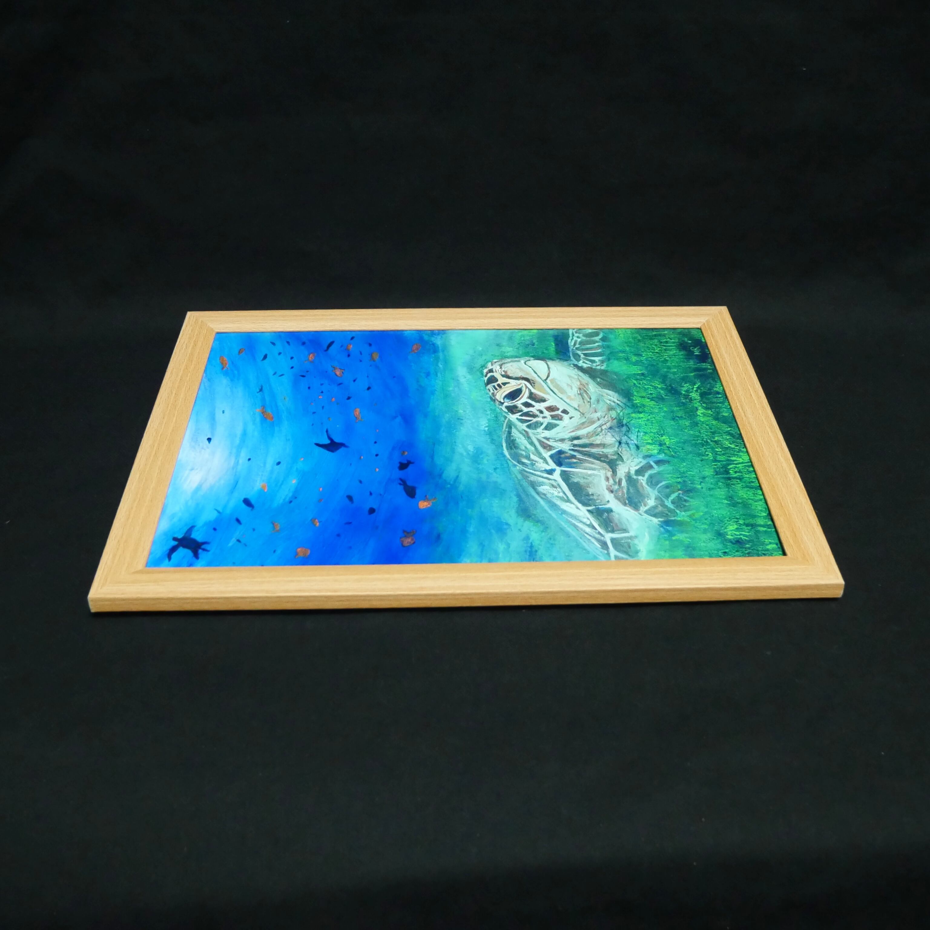 油絵 原画『光射す深海へ〜癒やしのウミガメ〜』額縁付き 絵画 海