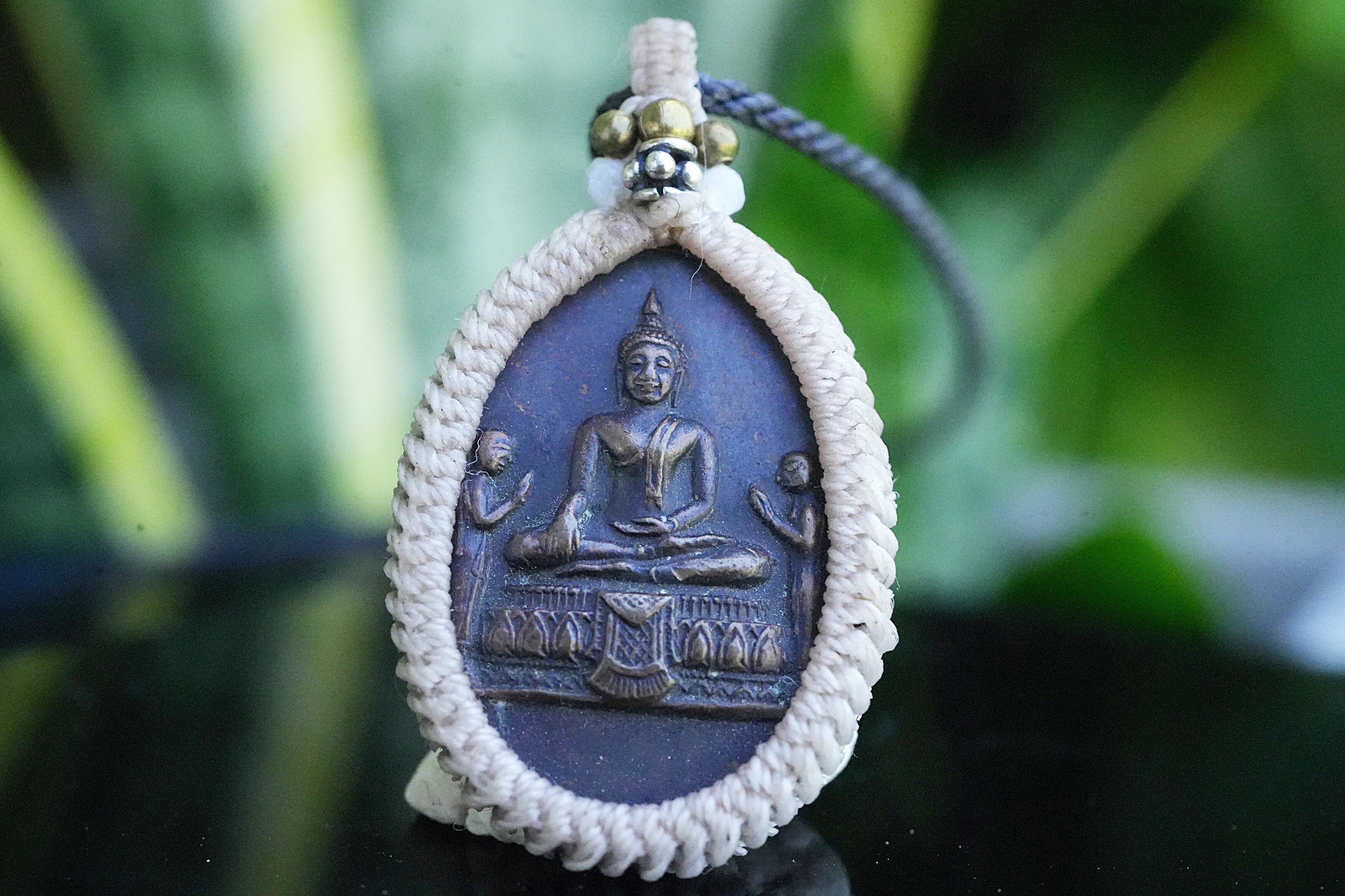 ◯ブッダの，お守り Amazon.co.jp: ブッダお守りペンダント タクルト 3色 シルバーゴールド