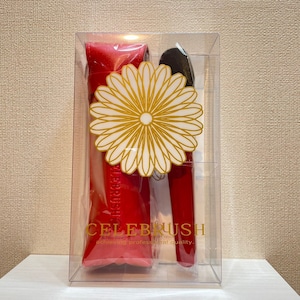 いつものメイクからお顔造り CELEBRUSH セレブラシ