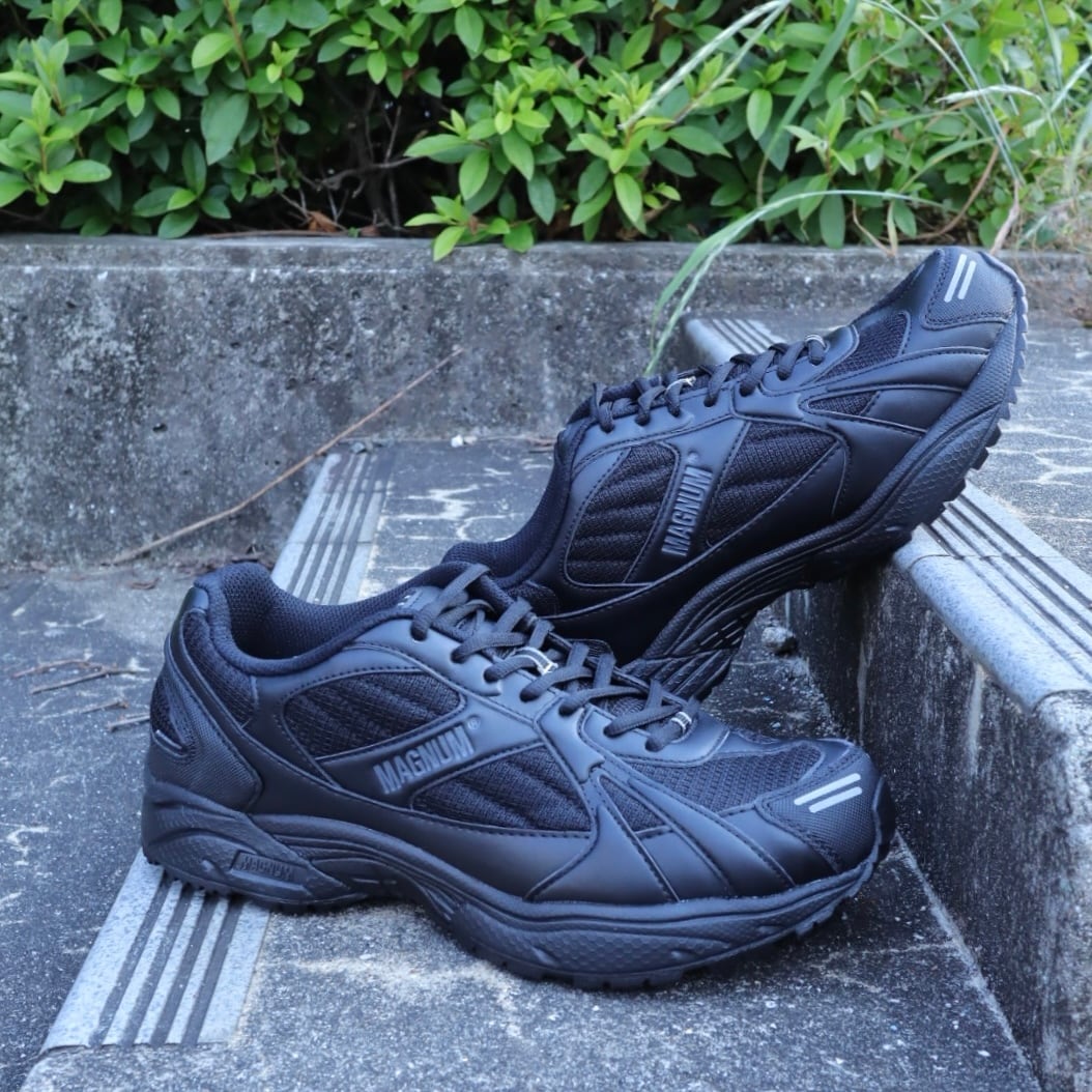 adidas】OZWEEGO ORIGINALS SNEAKER BLACK 26.0 | PAY ID