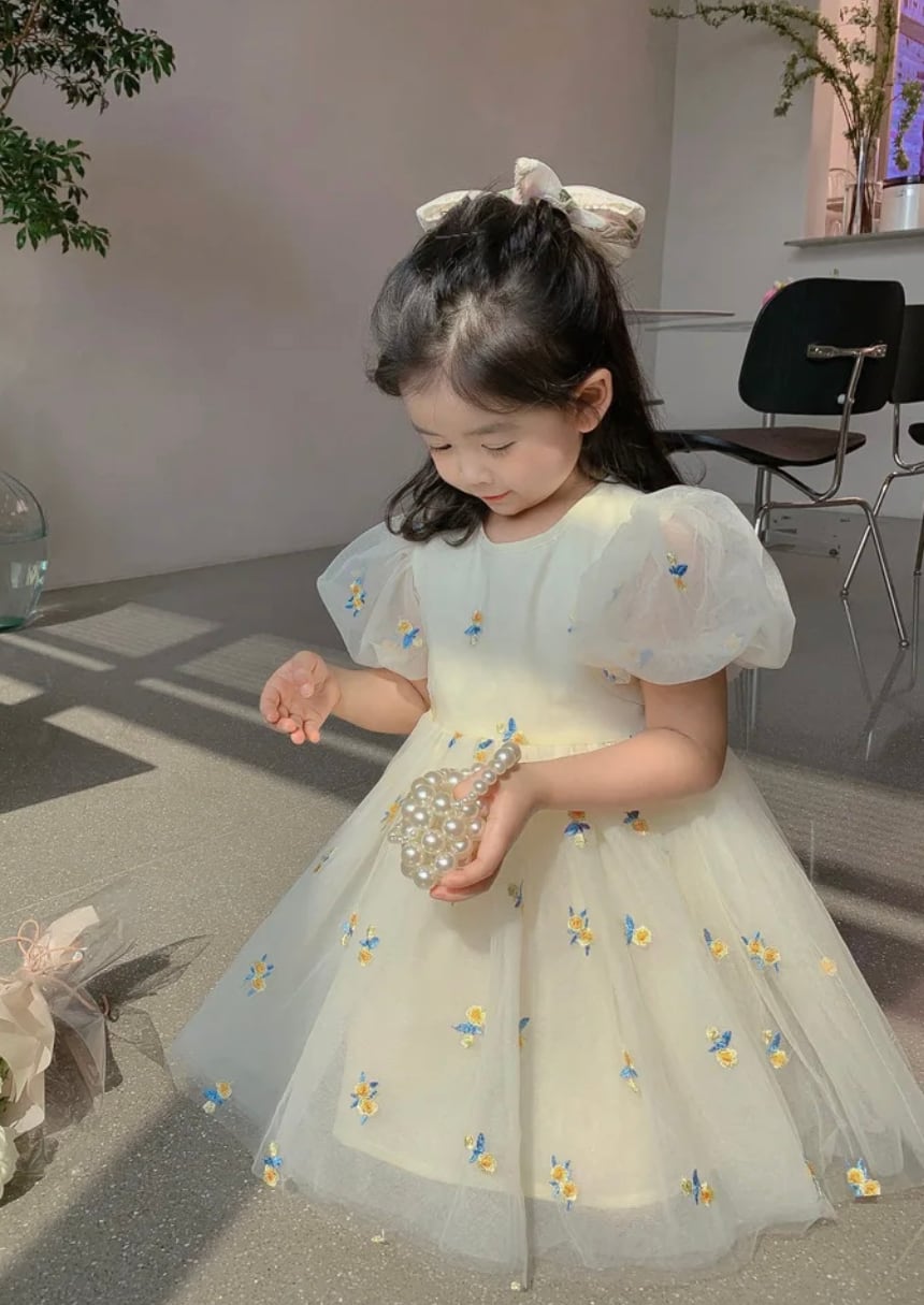 フラワーチュールドレス•••••••••••海外子供服 韓国 プチプラ フォト キッズ 撮影 ワンピース 花柄 イベント 女の子 発表会