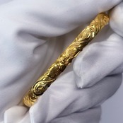 Classic Hawaiian Bangle -Heritage / Gold-