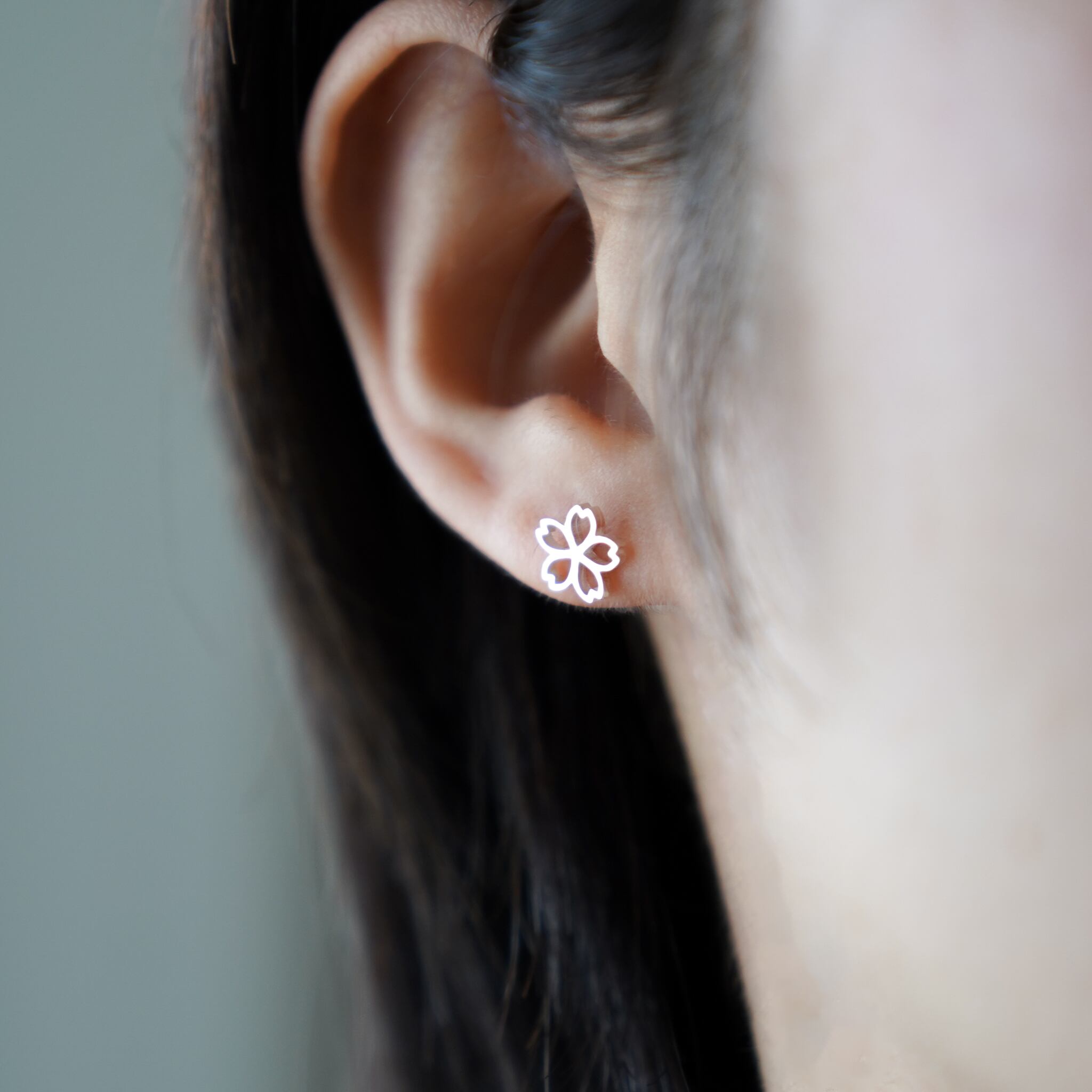 透かし桜のピアス シルバー《送料無料》Silver925 さくら