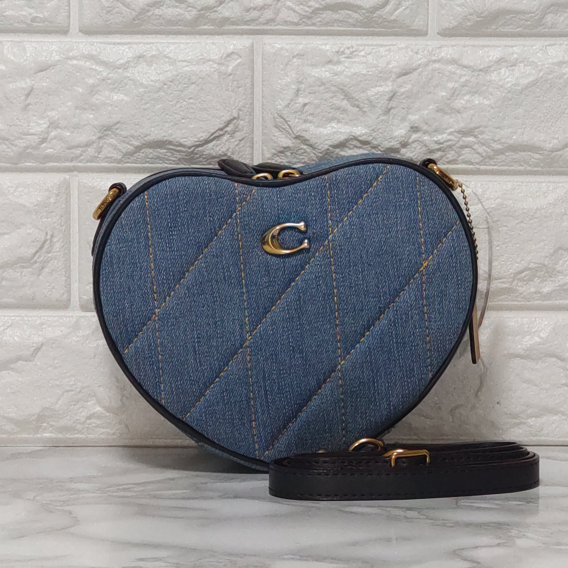 COACH コーチ ハート クロスボディ・キルティング デニム ショルダー 