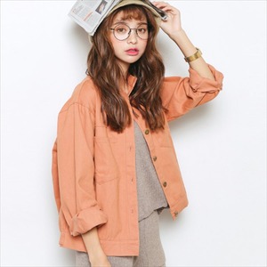 【送料無料】 アウター ショートコート 2色 ジャケット 羽織り ショート 袖あり 長袖 Vネック フレア Aライン ポケット かわいい 大人可愛い 綺麗 シンプル カジュアル 大人 おしゃれ お洒落 大人女子 こなれ感 コンサバ 定番アイテム 体型カバー フェミニン ガーリー 無地 春 30代 40代 レディース 女性用 ママ ママ服 デート お出かけ 女子会 お呼ばれ お茶会 授業参観 休日 アウトドア 着回し 普段使い 韓国 韓国系 ファッション 着痩せ オーバーシルエット ベージュ オレンジ