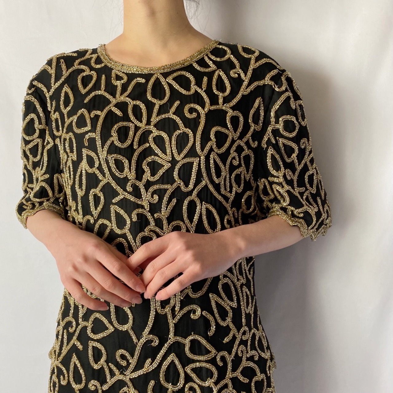 ブラック総ビーズ刺繍トップス | Boutique888 
