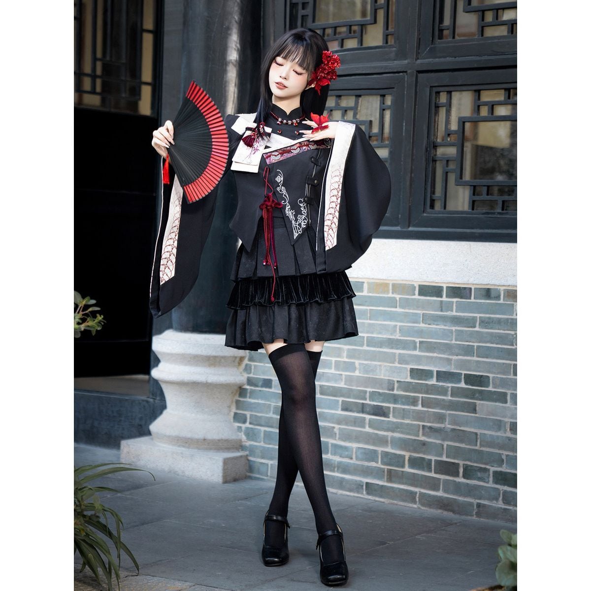 黒紅華チャイナゴシックフレアセットアップ | Maiden's Rêve