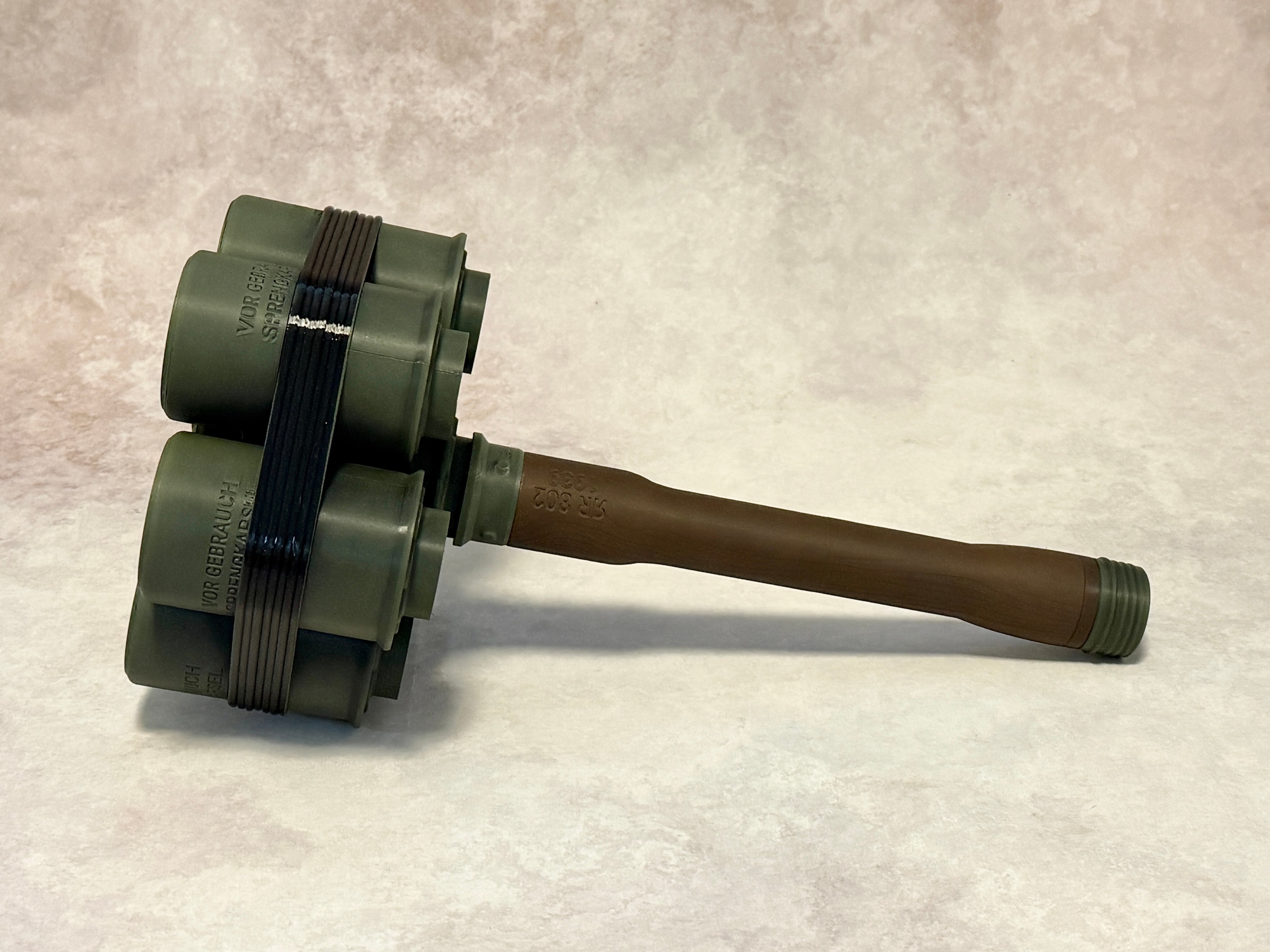 WWIIドイツ軍 M24型柄付き集束手榴弾（Geballte Ladung