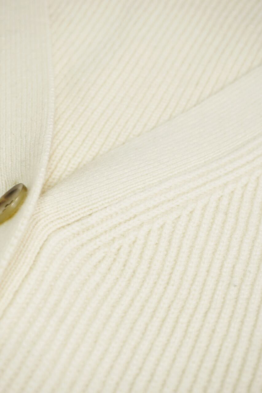 Hand Framed V-Neck C/D