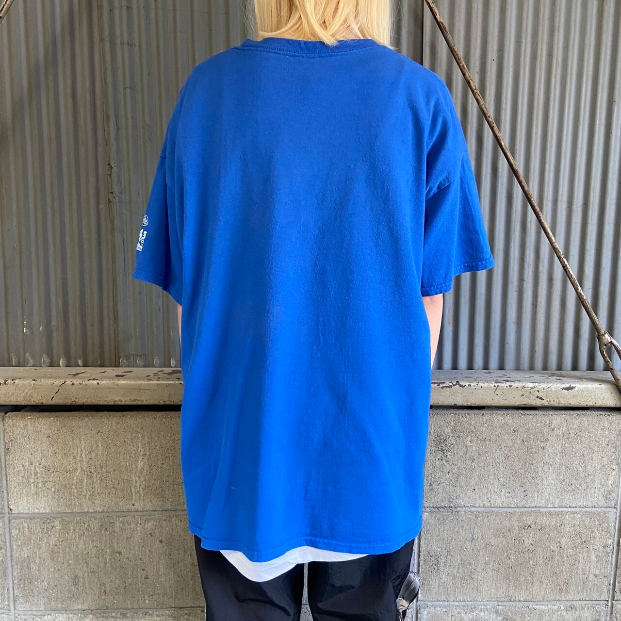 CHEVROLET シボレー 車 プリントTシャツ メンズXL相当 古着 ブルー