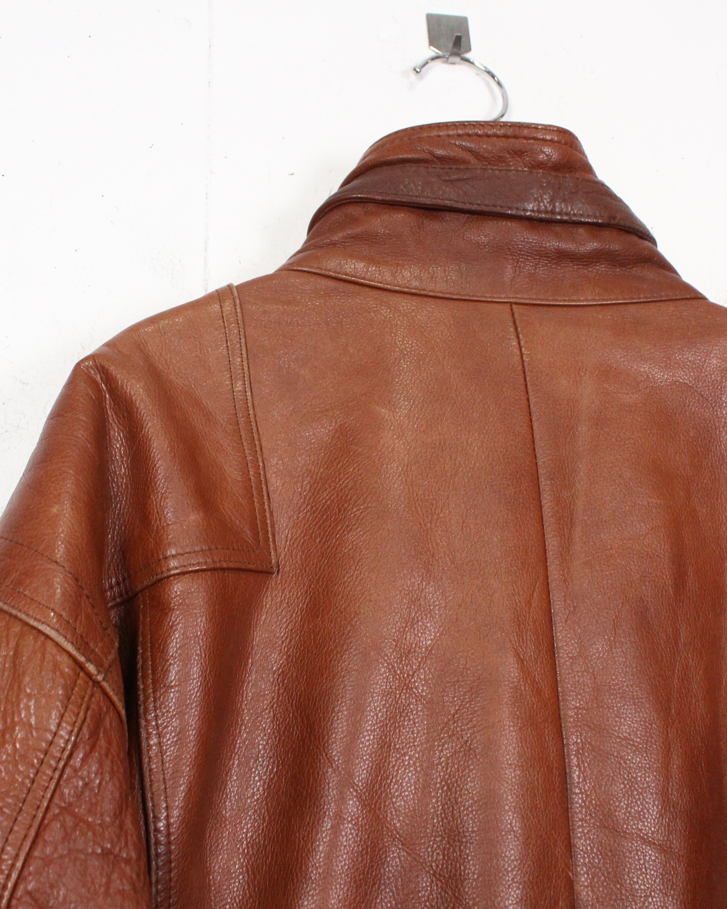 Caka act2】Brown Color Vintage Loose Stand Collar Leather Jacket