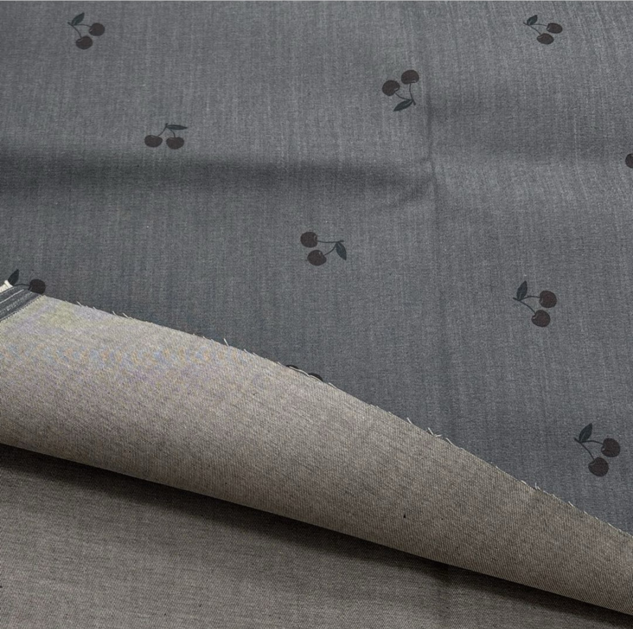 TC383◆2m◆L◆製作事例あり◆綿100%6オンスデニム生地◆マレファブ◆チェリー