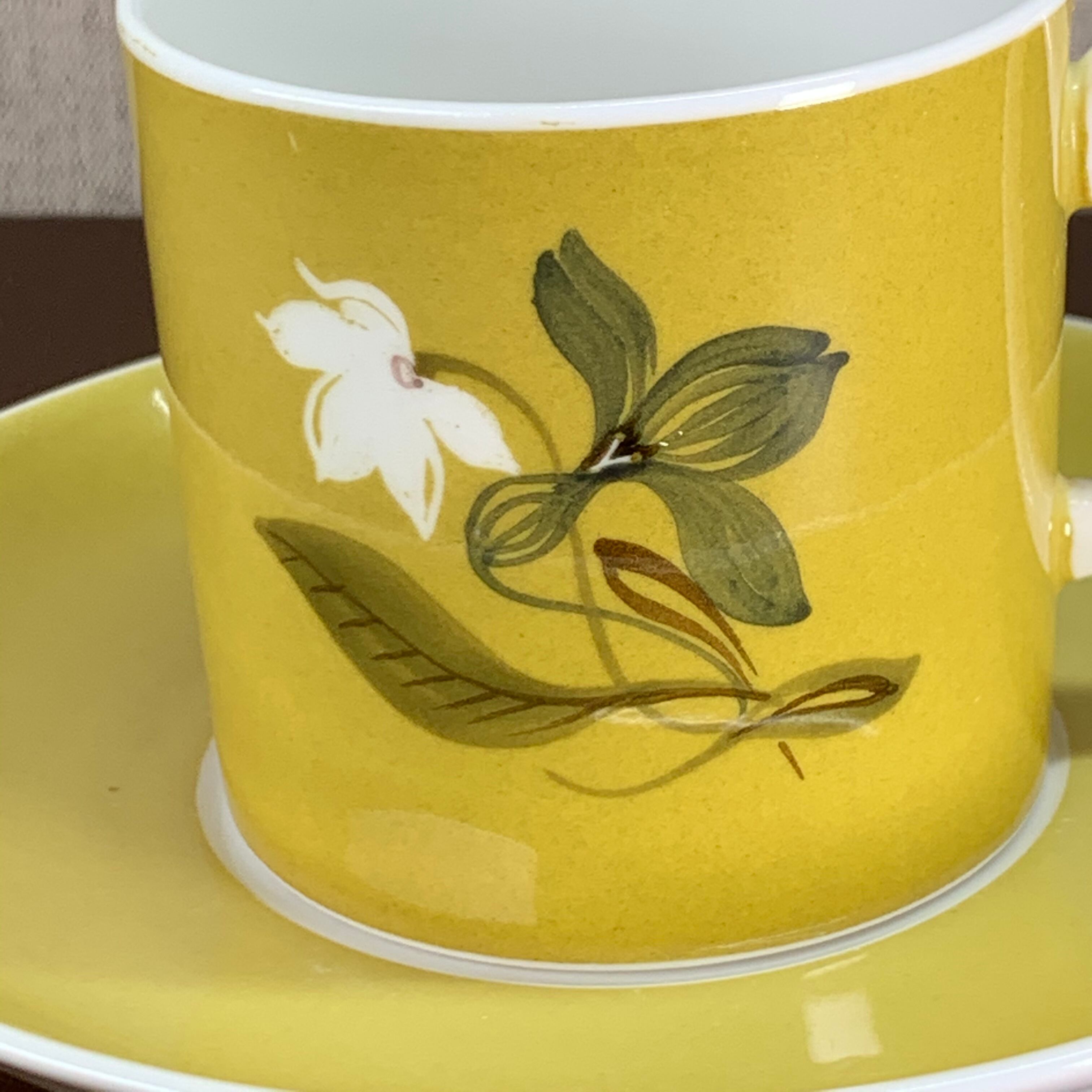 スージークーパー「フラワーモチーフ(イエロー) カップ＆ソーサー