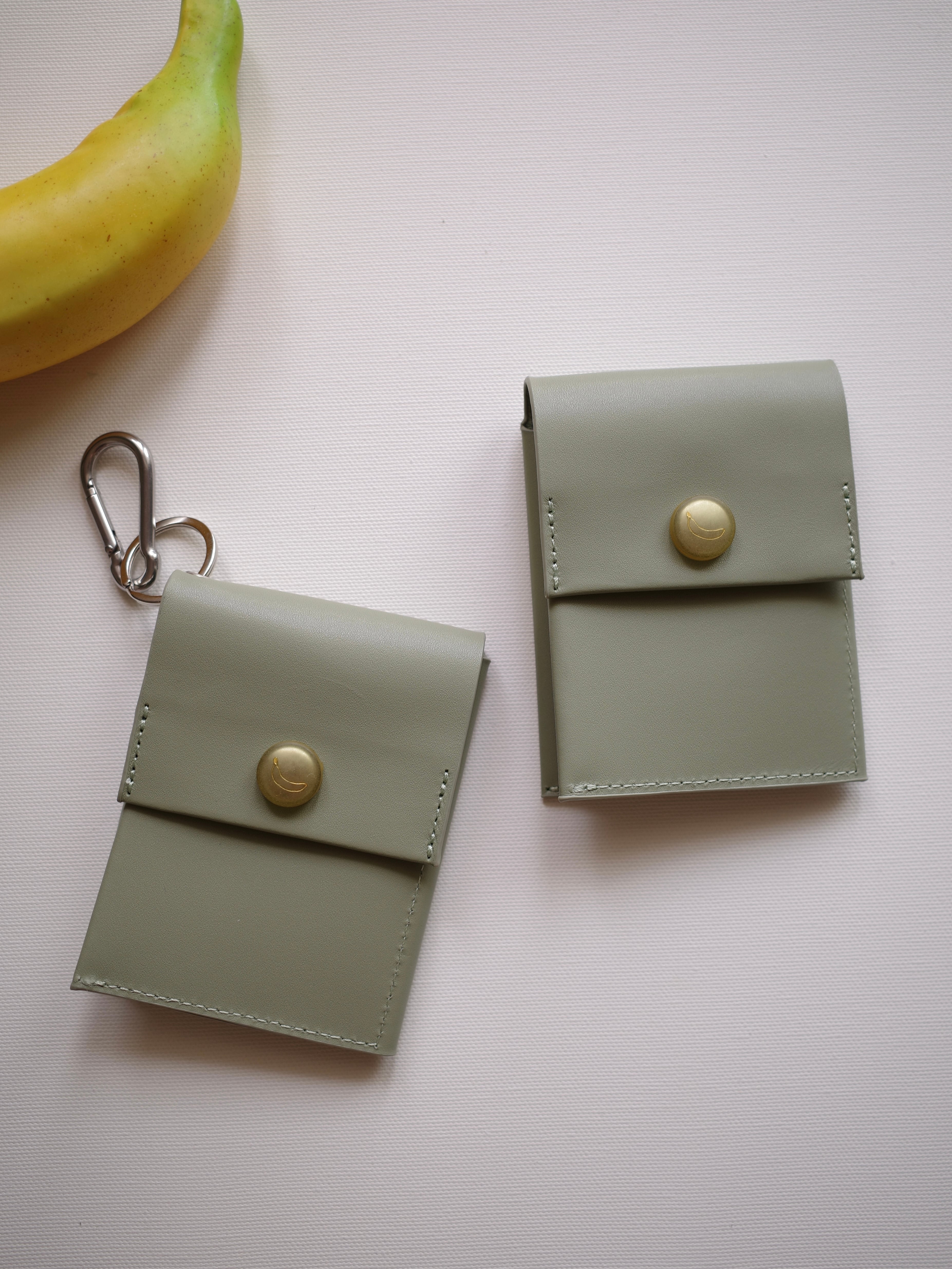 【Leather】バナナボタンセパレートケース