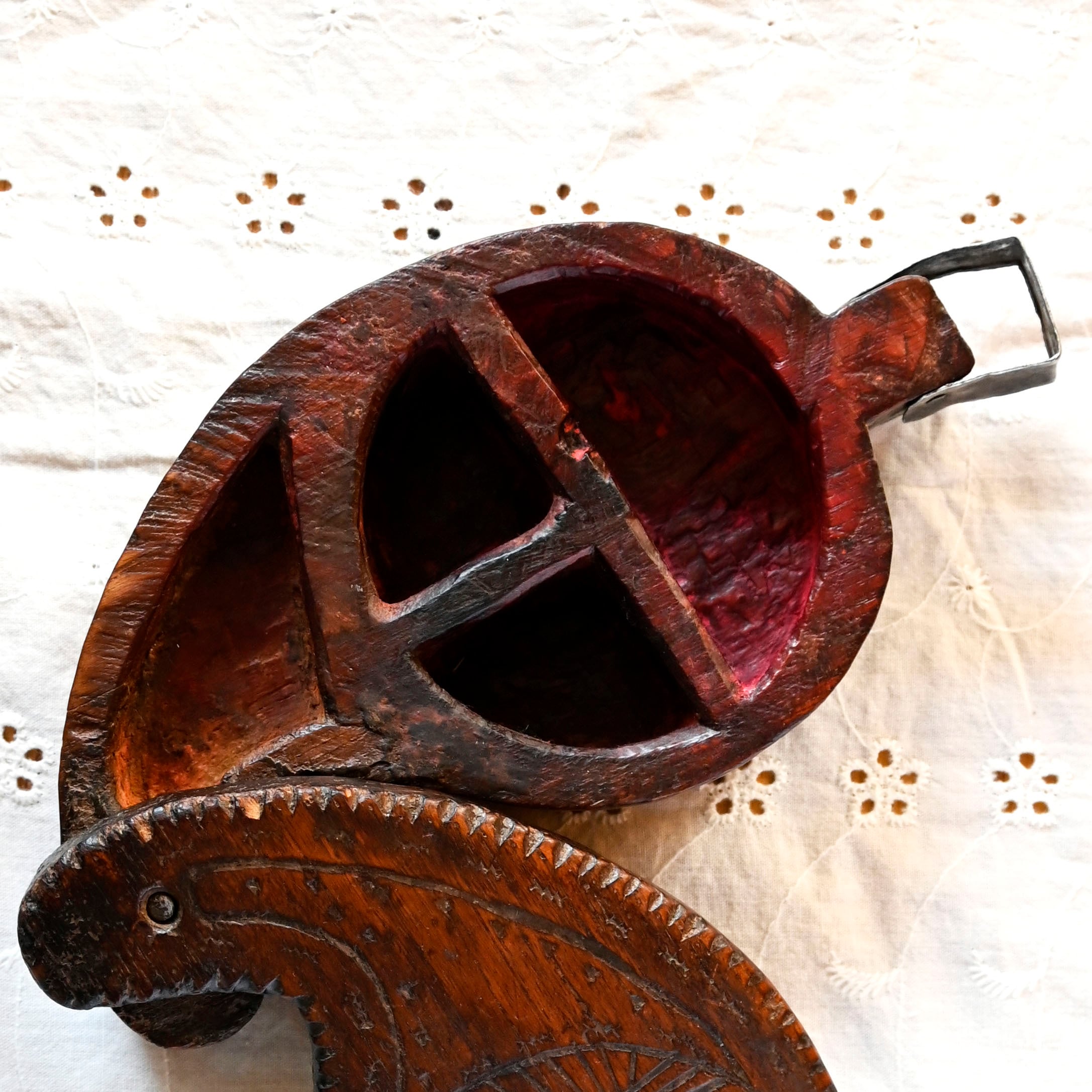 木製ティカ（紅）ボックス【インド・20世紀半】 | 暮らしの骨董店