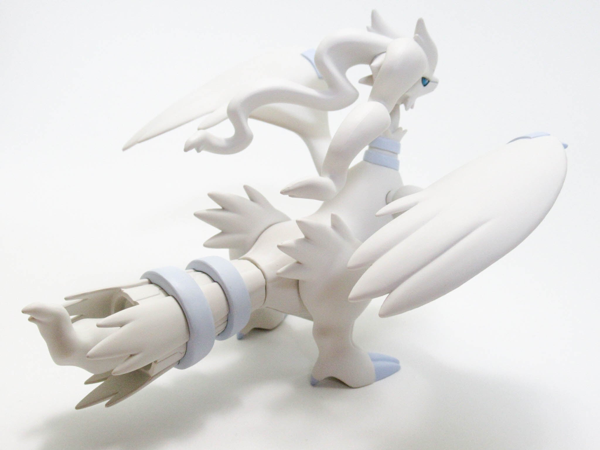 537】 N 小物パーツ レシラム ねんどろいど | ホビー通販 アニホープ