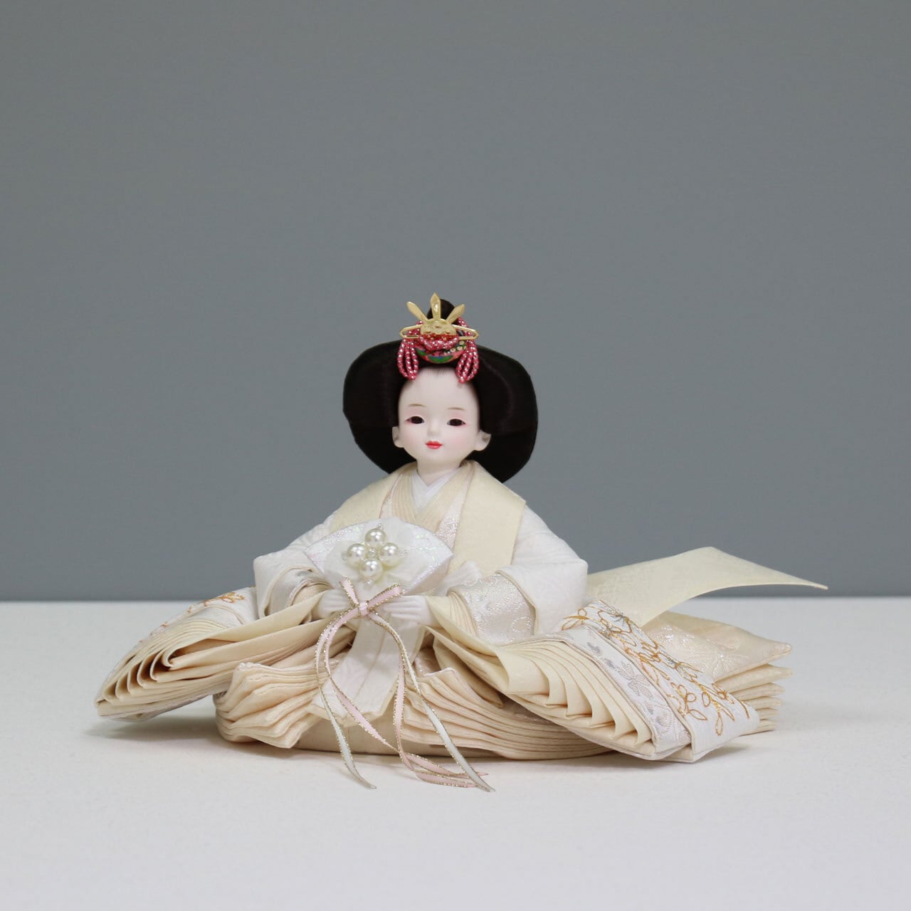 ピーカブーひな人形 ベルズキッスシリーズ 親王飾り 【ここな