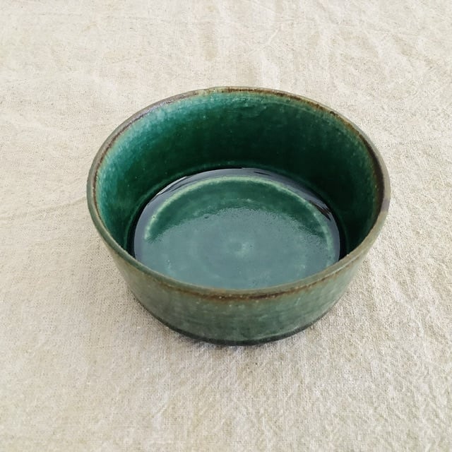大浦 加和】緑釉浅小鉢(口錆) | うつわ屋