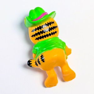 ☆ VINTAGE 1988 ☆【 McDonald's  ( マクドナルド ) 】1988年マクドナルドミールトイ 『 Garfield in 4-wheeler（ガーフィールド イン フォーウィラー）』〜ジープに乗ったあいつ(笑)〜 / ミールトイ / ハッピーミール 〚アメリカン雑貨 アメトイ〛