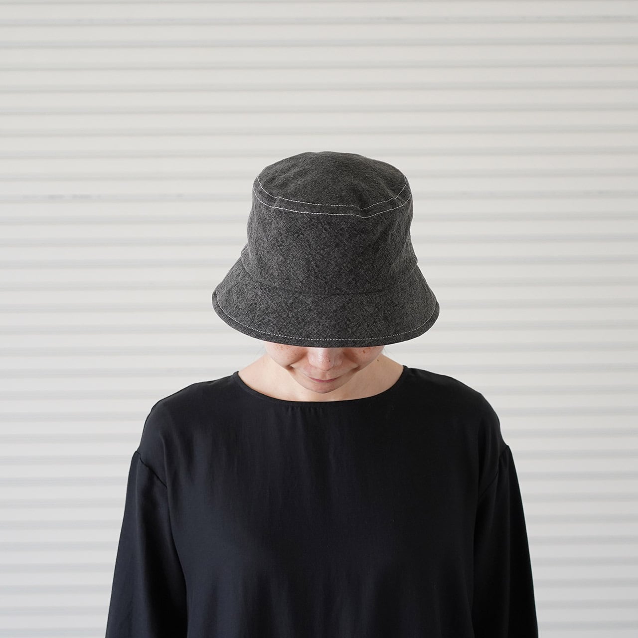 SUMIZOME Bucket -炭染の生地で制作したバケットハット- | poanca
