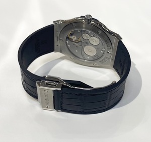 HUBLOT クラシック・フュージョン クラシコ ウルトラシン チタニウム 515.NX.1270.LR