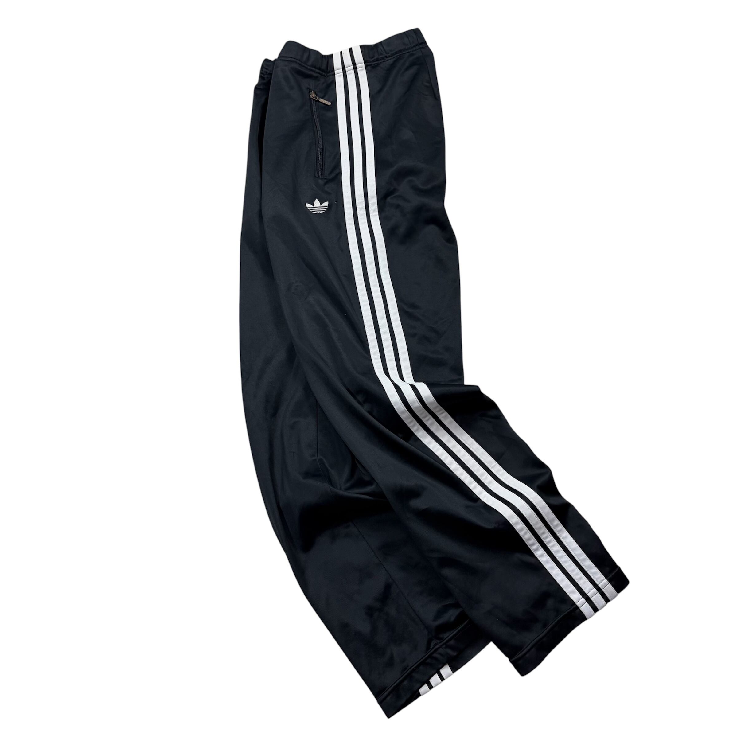着画あり】adidas レアル・マドリード トラックパンツ XOサイズ | 陰