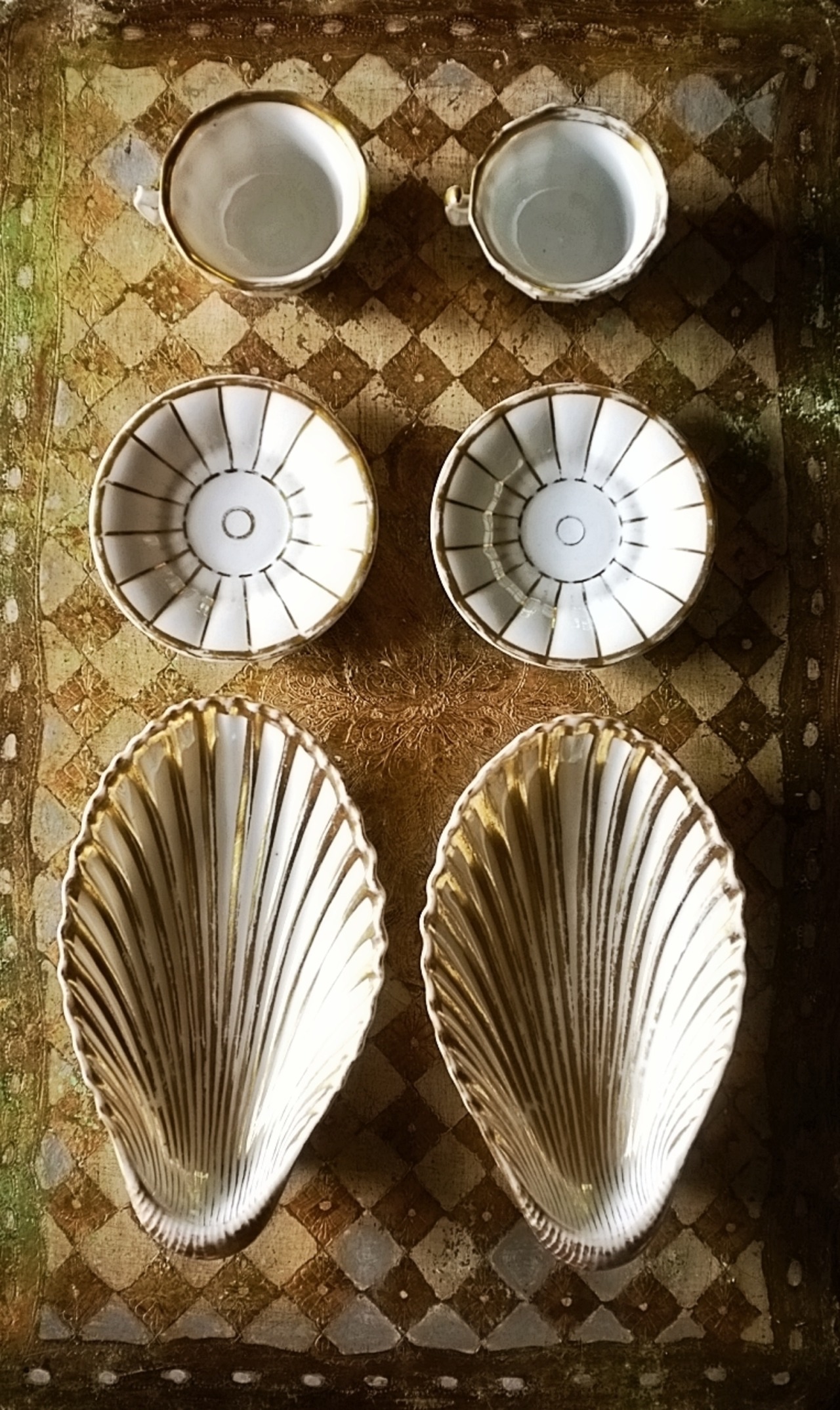 19世紀  金の海から 帝政様式 金の珊瑚とカップアンドソーサーb  パリ窯 アンティーク