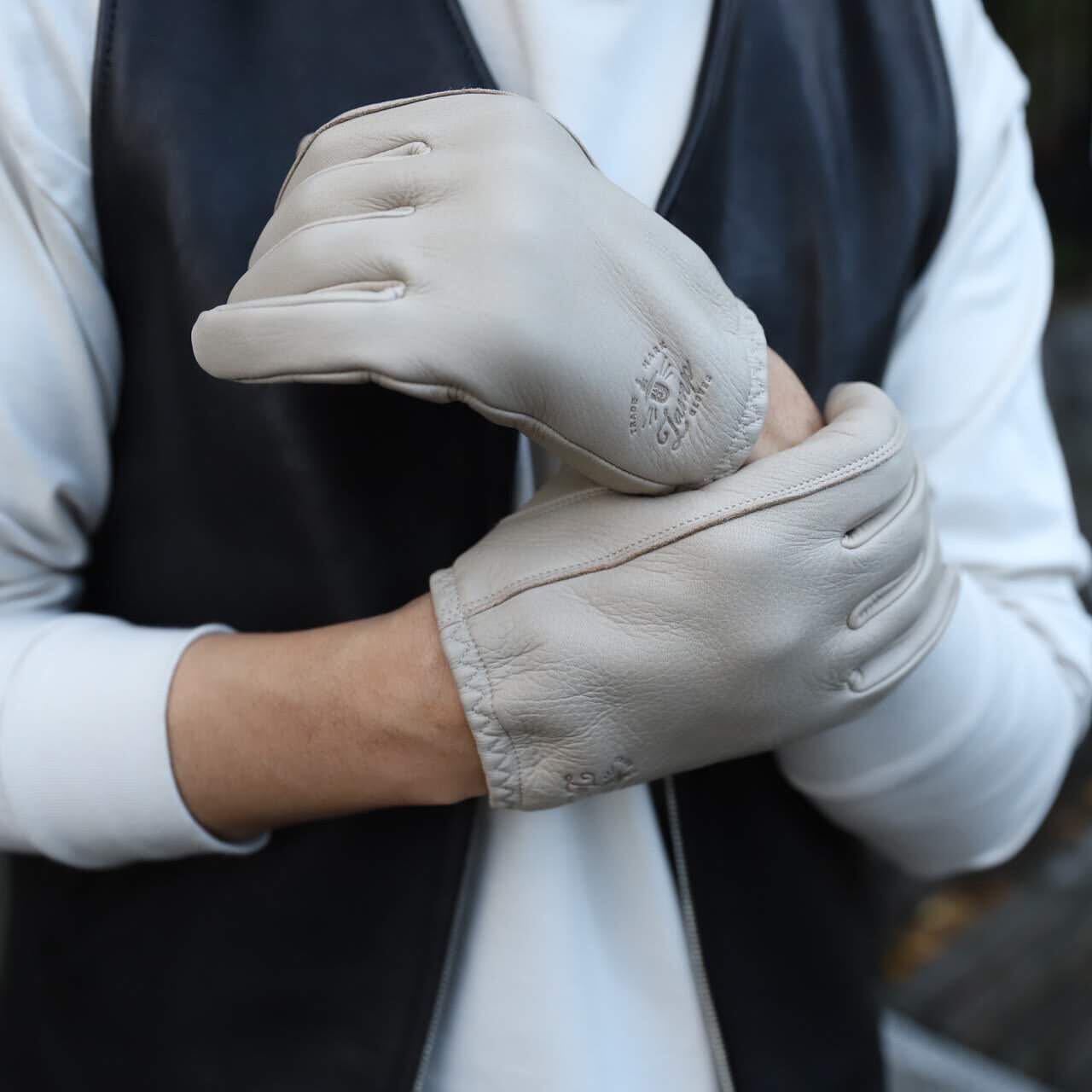 LAMP GLOVES UTILITY GLOVE SHORTY GREIGE