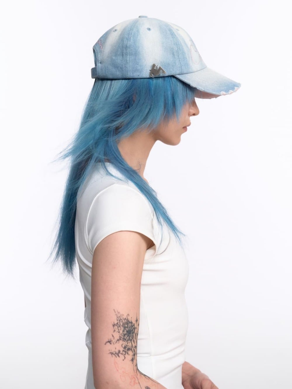 ☆ILLIT モカ 着用！！【2000ARCHIVES】ADDICT CAP (DENIM) | もごつ