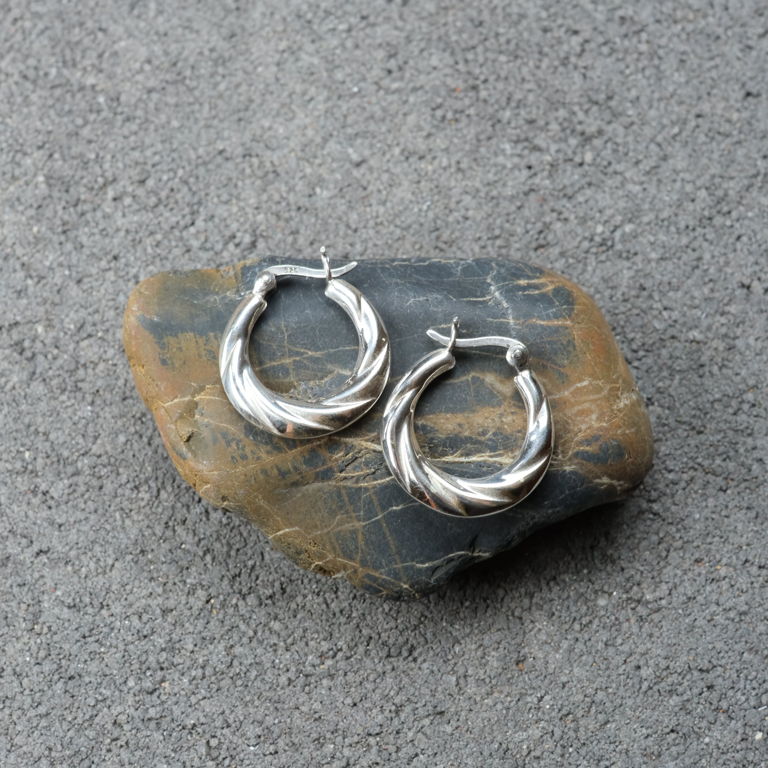 シルバー925 Silver ツイストフープピアス/軽研磨仕上げ/20mm/両耳