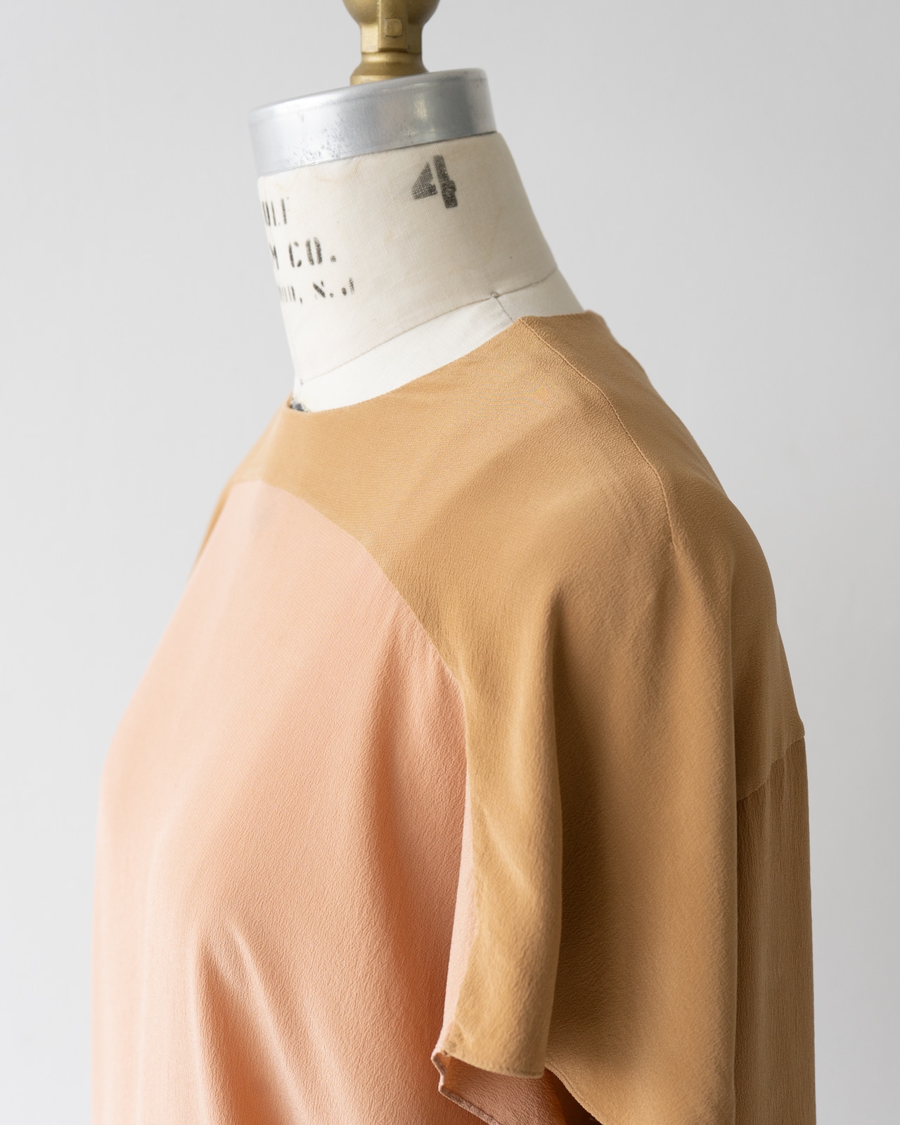 〈CÉLINE〉Short-Sleeve Dress