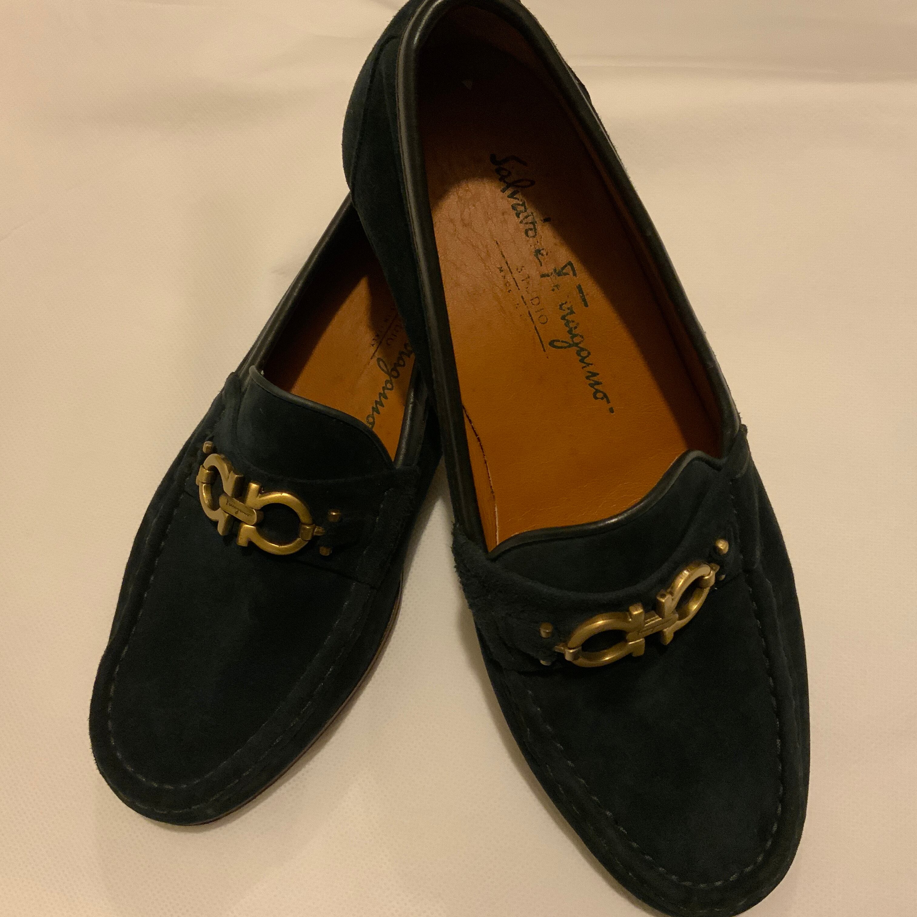 最終値下げ♡Salvatore Ferragamo スエードローファー