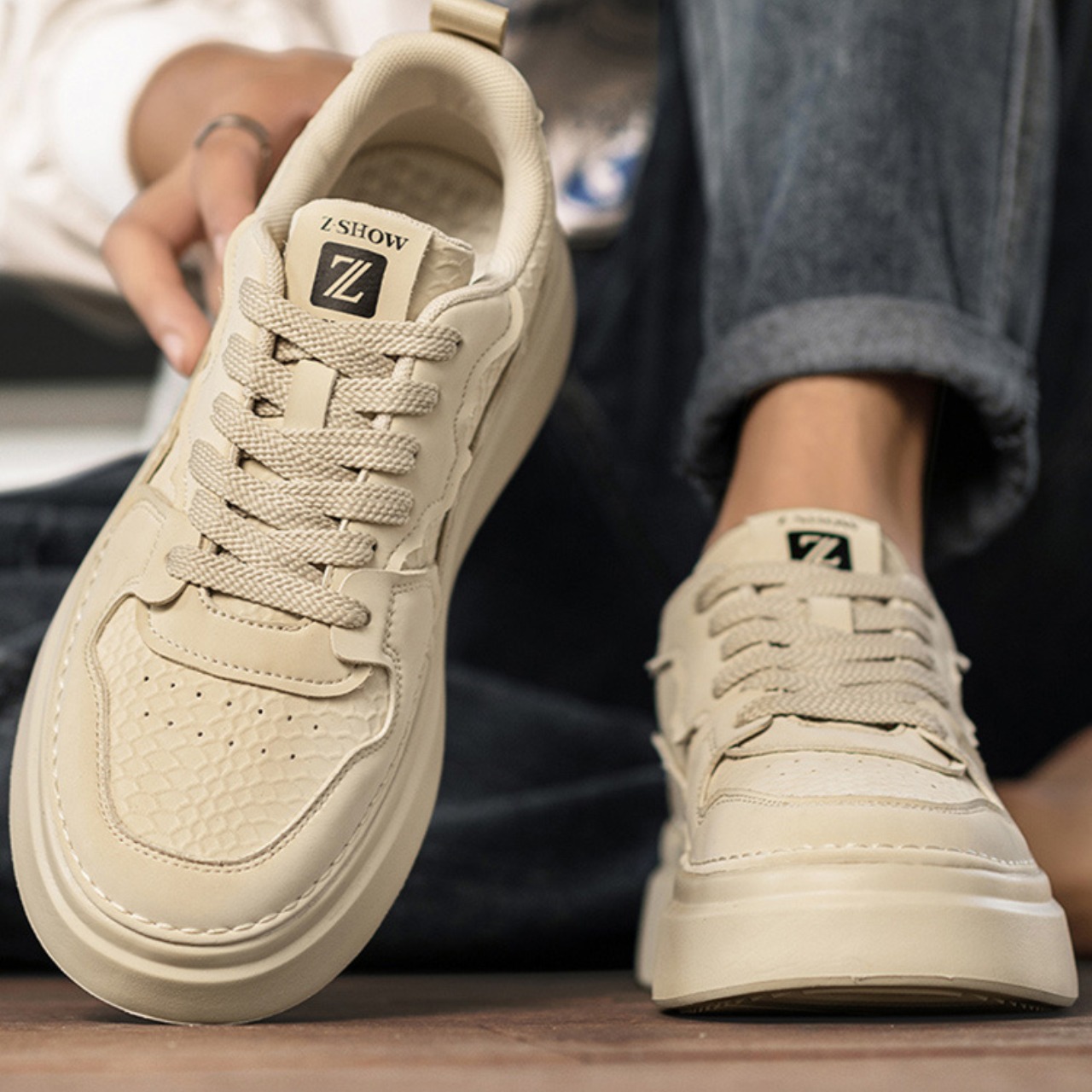 ラウンドトゥスニーカー af0170