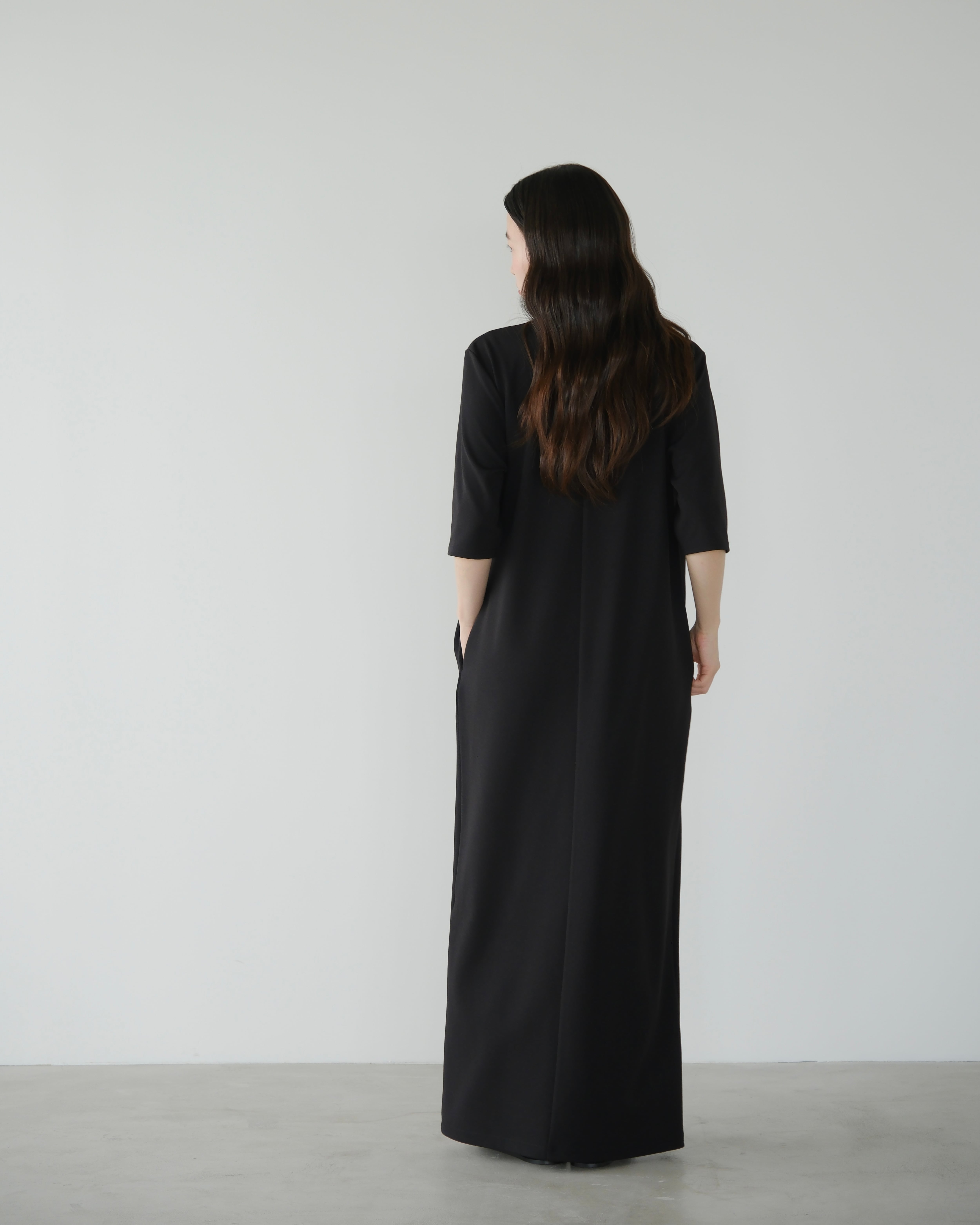 bowtie V-neck one-piece -made in japan- | aéré
