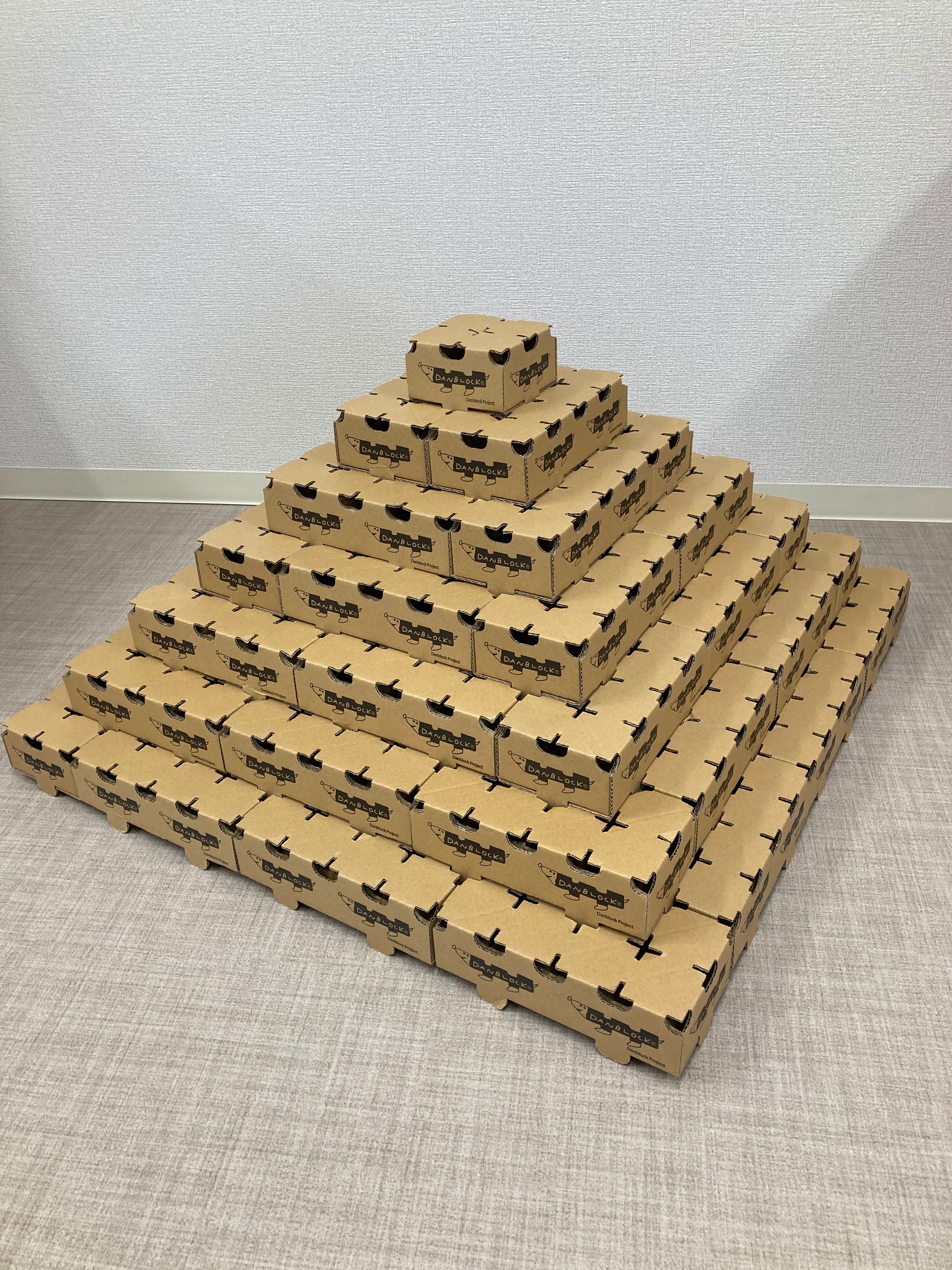 ピラミッド・ミニ | 段ブロック