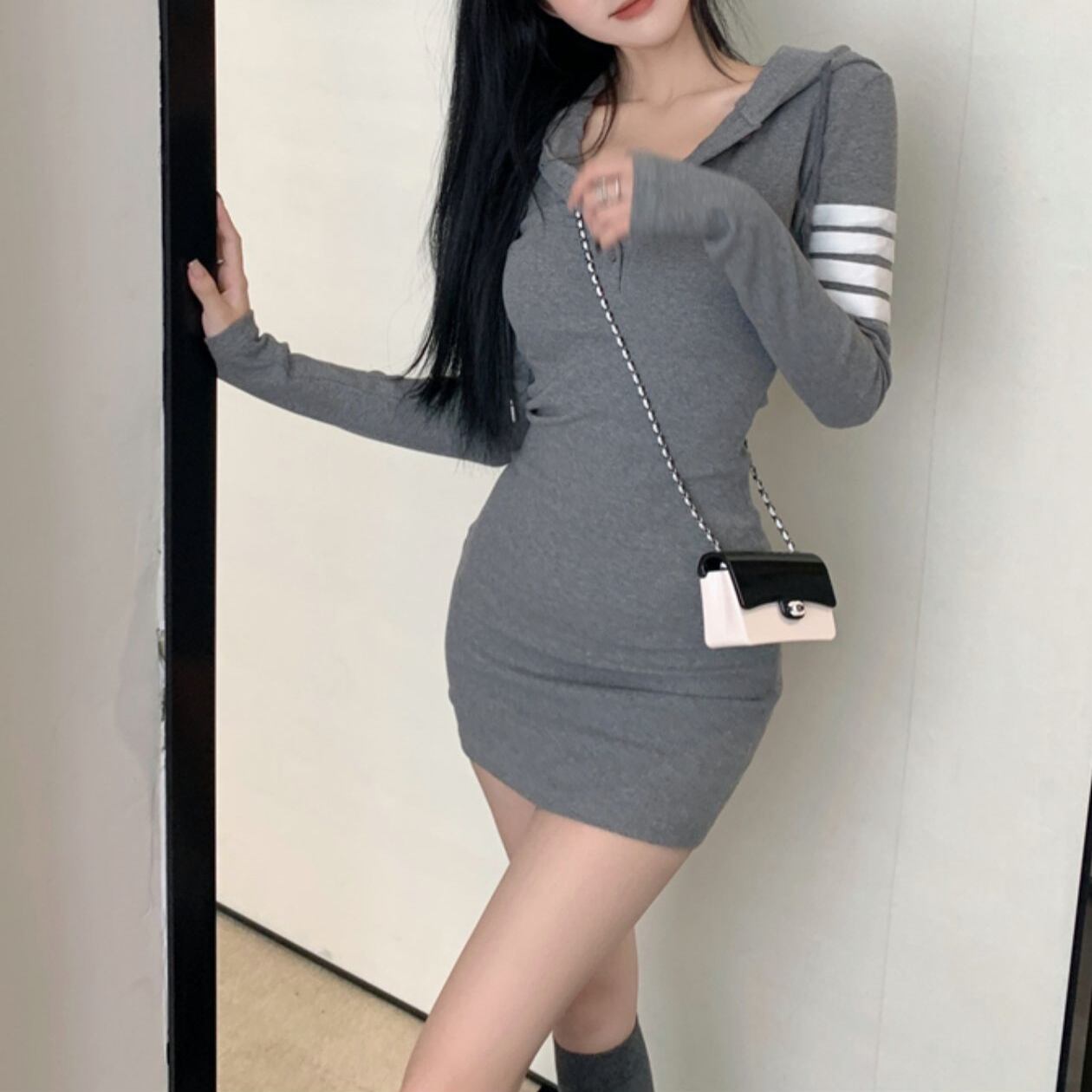 ♥*)様 CHANEL フード付きミニワンピース ブラック/ホワイト34 ♥*)様 CHANEL フード付きミニワンピース ブラック/ホワイト34