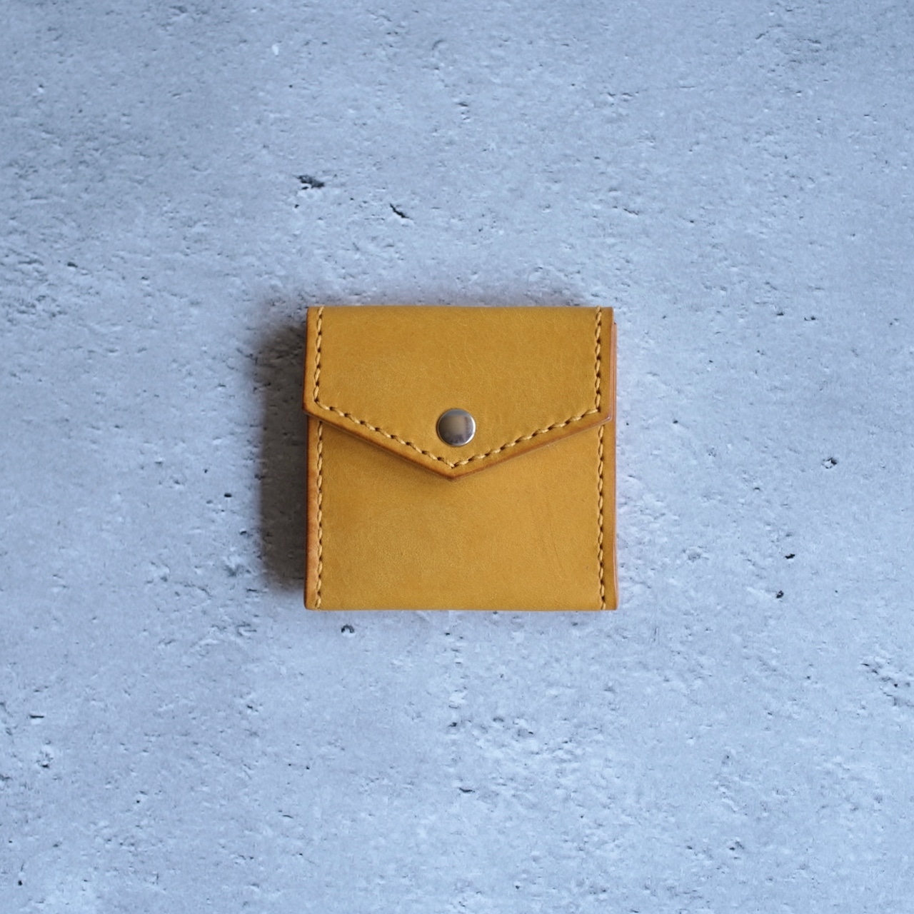 KW COIN CASE 01