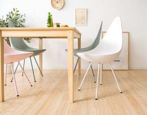 ドロップ型デザインチェア