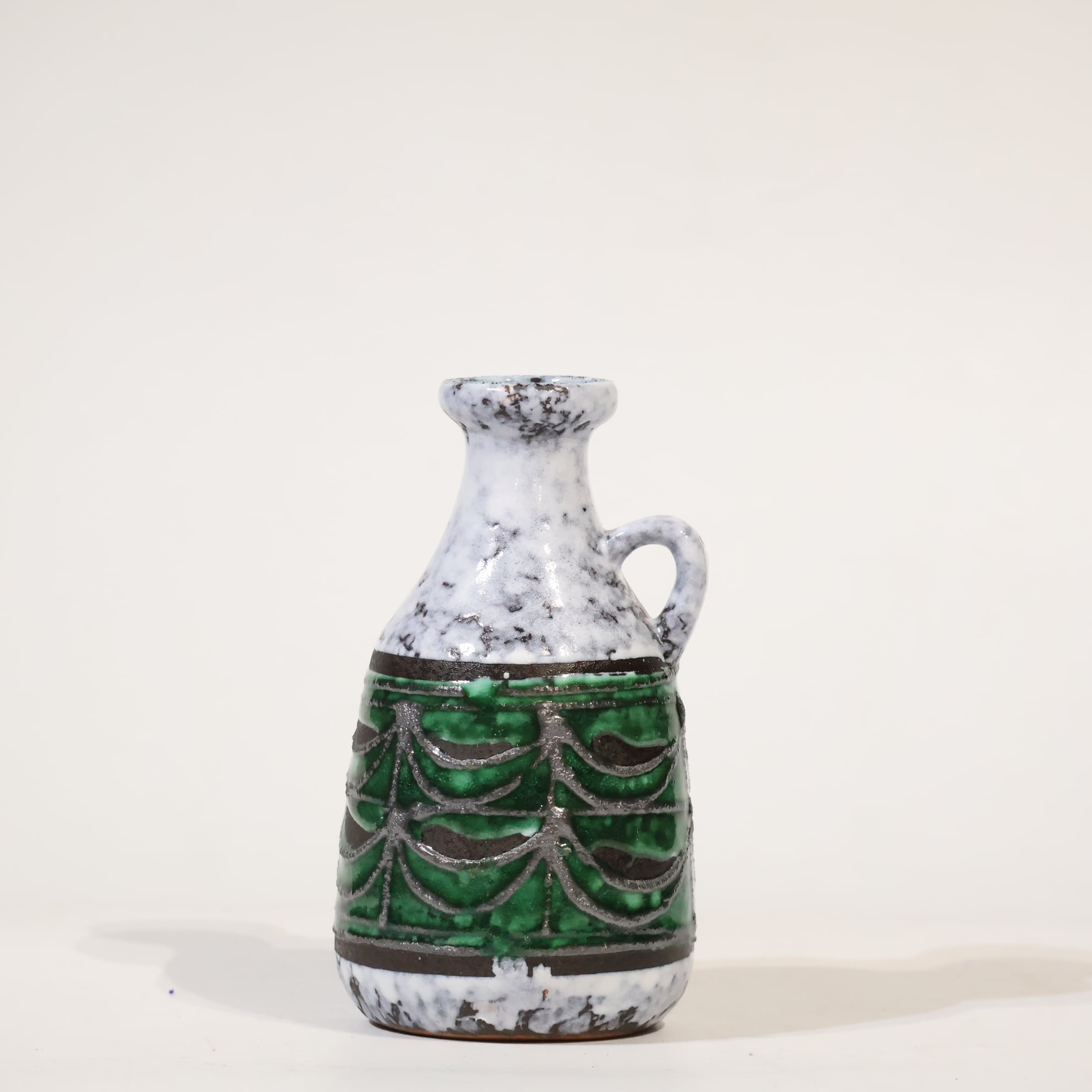 Strehla | Fat Lava & German Art Pottery