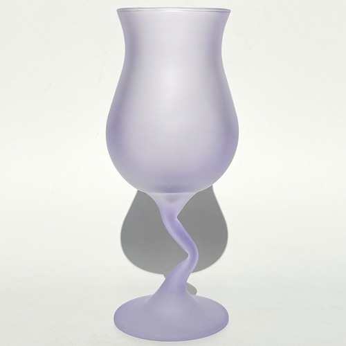 Tulip shaped glass