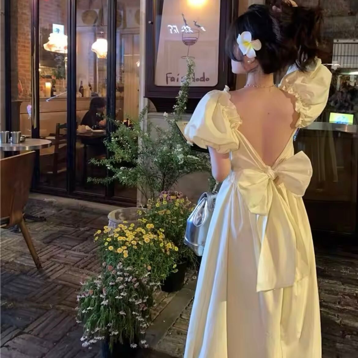 バックリボンワンピース